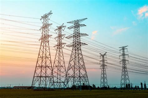 Saiba como funcionam as linhas de transmissão de energia elétrica