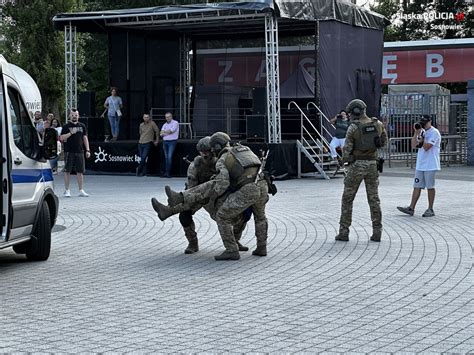 Wielki Festyn Rodzinny Z Okazji Wi Ta Policji Wiadomo Ci Komenda