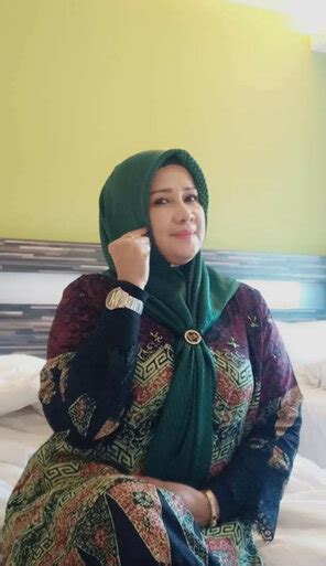 Perky Simona Porn Pic