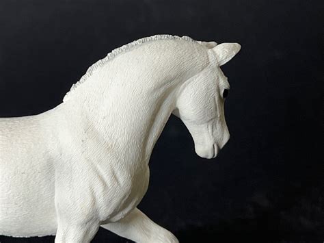 Schleich 13819 Lipizzaner Stute Pferd mit lila Bänder Kaufen auf Ricardo