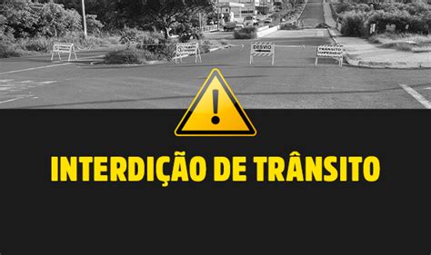 InterdiÇÃo De TrÂnsito Na Av VitÓria RÉgia