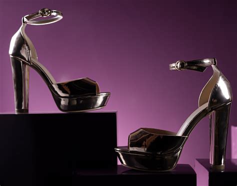 silver cross body bags 3