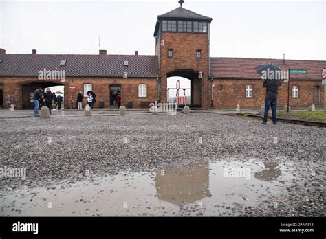 Auschwitz bahn torhaus Fotos und Bildmaterial in hoher Auflösung Alamy