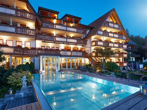 Erfurths Bergfried Ferien And Wellnesshotel Hinterzarten Im Schwarzwald