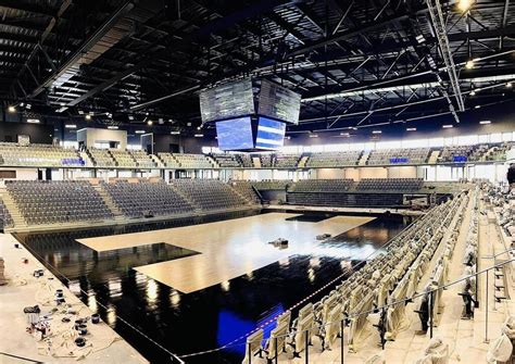 À moins dun mois de son ouverture le futur palais des sports Caen la