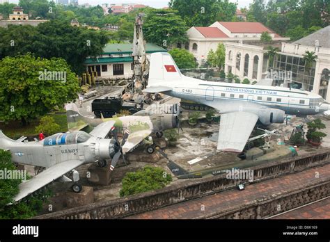 Hanoi Kriegsmuseum Fotos Und Bildmaterial In Hoher Aufl Sung Alamy