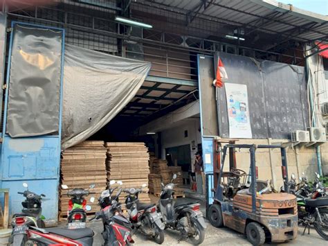 Gudang Siap Pakai Barat Di Kompleks Pergudangan Daan Mogot Prima