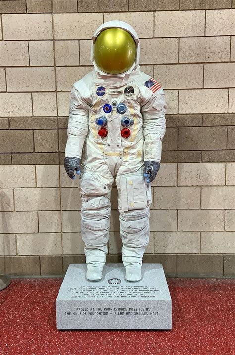 Smithsonian Unveils Statue Of Neil Armstrong S Spacesuit At Ballpark Space