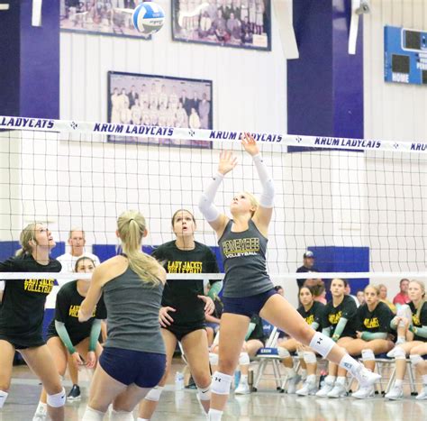 3498-Honeybee-VB-scrimmage-v-Krum – The Flash Today || Erath County