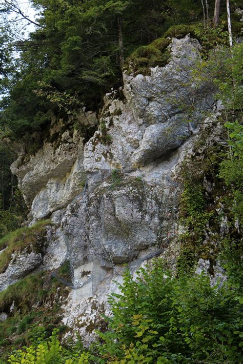 Felsgesicht Gesicht Im Fels Im Tal Des Doubs Doubstal Flickr