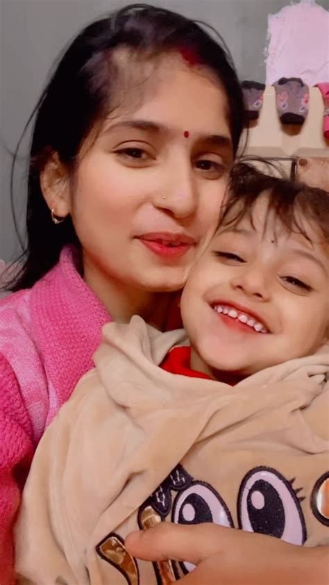 Shreya Pathak Happymothersday ️💞 Instagram