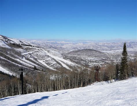 7 Best Utah Ski Resorts for Beginners | New To Ski
