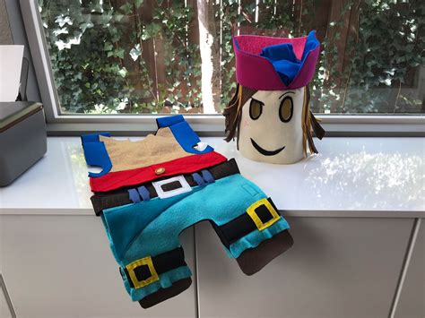 Roblox Costume HEAD BODY CUSTOM Made to Order - Etsy Canada