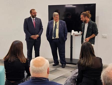 Renfe otorga los primeros premios Antena TrenLab a la innovación en el