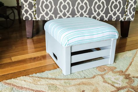 Diy Footstool You Can Make From A Crate The Country Chic Cottage