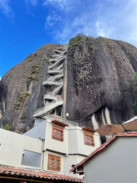 Gu A Por Guatap Y La Piedra Del Pe Ol Viajeros Ocultos