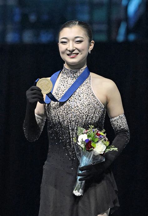 【フィギュア】坂本花織が56年ぶり世界選手権3連覇「常に勝ち続ける難しさを感じた優勝だった」 フィギュア写真ニュース 日刊スポーツ