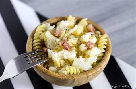 Pasta Con Cavolfiore Pancetta E Pecorino Stagioni Nel Piatto