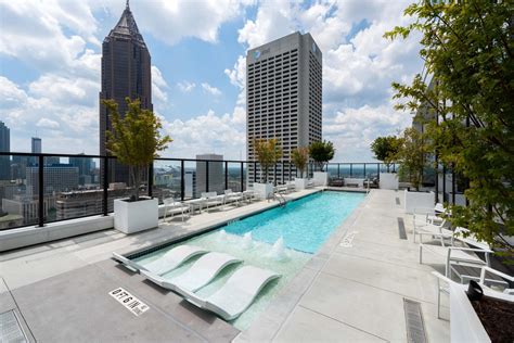 Lilli Midtown Apartments, Atlanta, SilverDoor Apartments