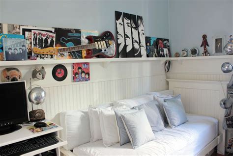 17 Teenage Music Bedroom Themes | HomeMydesign