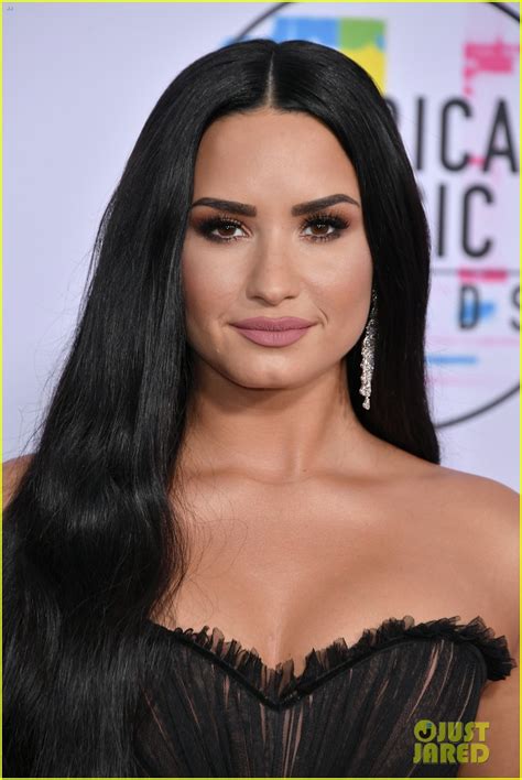 Demi Lovato Announces New Album Holy Fvck Photo 4771120 Demi Lovato Music Photos Just