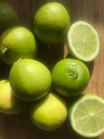 Lemon Lime Hybrid Stock Photo - Download Image Now - Acid, Agriculture, Auckland Region - iStock