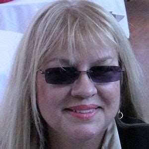 Wendi Richter - Age, Family, Bio | Famous Birthdays