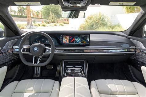 2023 Bmw I7 Proves The Future Of Luxury Is Electric Cnet