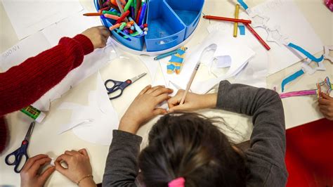 Caro Scuola Arriva La Stangata Su Libri Quaderni E Matite