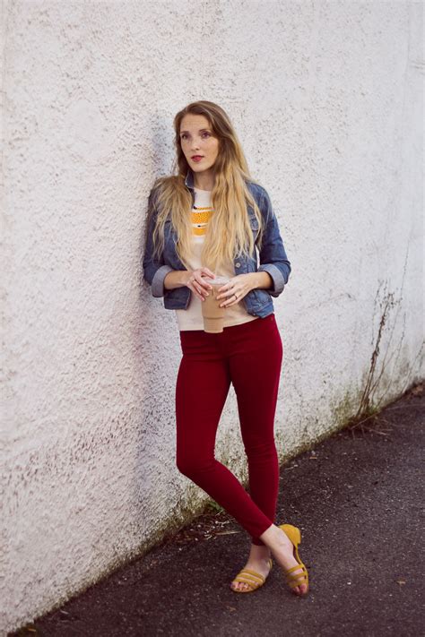 red skinny jeans + graphic tee - One Brass Fox