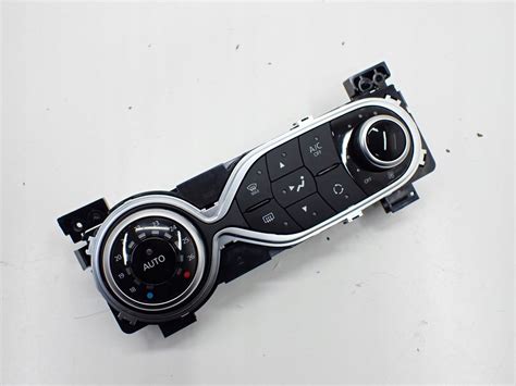 PANEL NAWIEWU KLIMATYZACJI EUROPA DACIA SANDERO II 11981406742