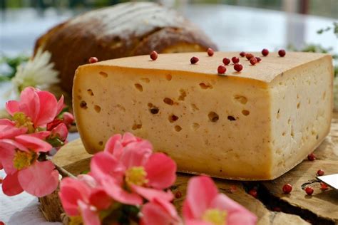 Tommes Comté Morbier Fruitière de Foncine le Haut Fromagerie des