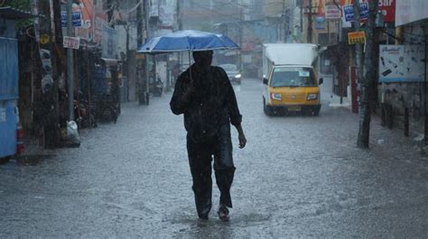 Imd Issues Red Alert For Heavy Rainfall In Four Southern Districts Of