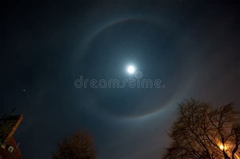 Moon halo stock image. Image of around, astronomy, majestic - 23683315