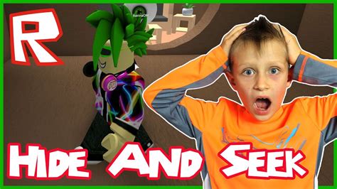 Hide And Seek Extreme Making Friends With It Playing Roblox With