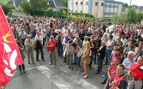 Quimperlé 300 manifestants devant les papeteries Mauduit Le Télégramme