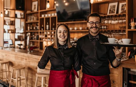 Hospitality Jobs In The Uk Live In Working Holiday Uk Pub Co