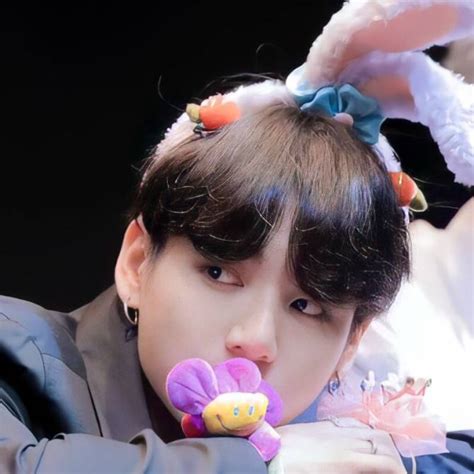 Bts Community Posts 𝘏𝘢𝘱𝘱𝘺 𝘣𝘪𝘳𝘵𝘩𝘥𝘢𝘺 정국！！🎂🎊🎉생일 축하합니다