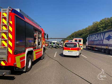 Schwerer Verkehrsunfall Freiwillige Feuerwehr Kirchheim Unter Teck