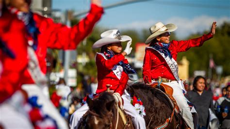 Fiesta Bowl Parade 2021 in Phoenix: Guide to the route, tickets