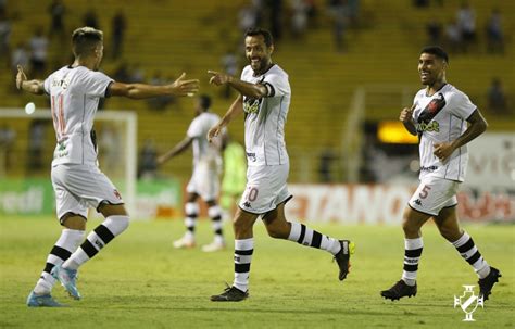 Nene Celebra Bom In Cio De Ano No Vasco Mas Ressalta Estamos