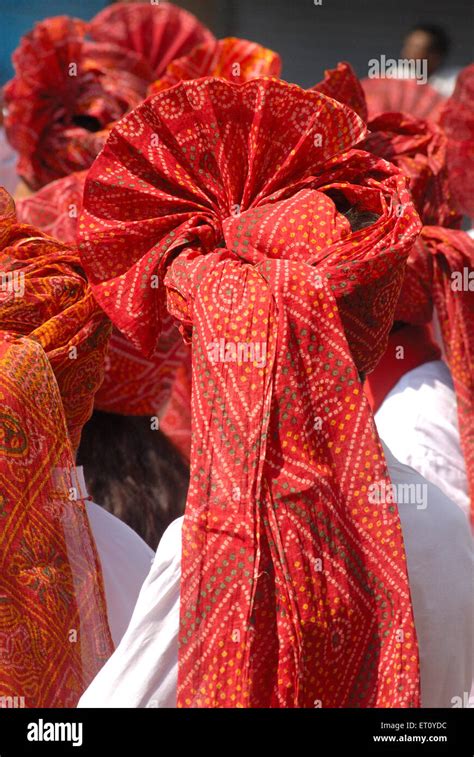 Maharashtrian Turban Hi Res Stock Photography And Images Alamy