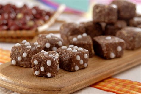 Cansou Do Brigadeiro E Do Beijinho E Quer Dar Uma Chocolates Brazilian