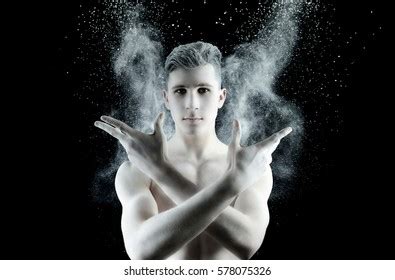 Sexy Nude Guy White Smoke Young Stok Fotoğrafı 578075326 Shutterstock