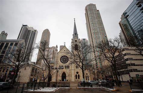 The Holy Name Cathedral chicago - Living + Nomads – Travel tips, Guides, News & Information!