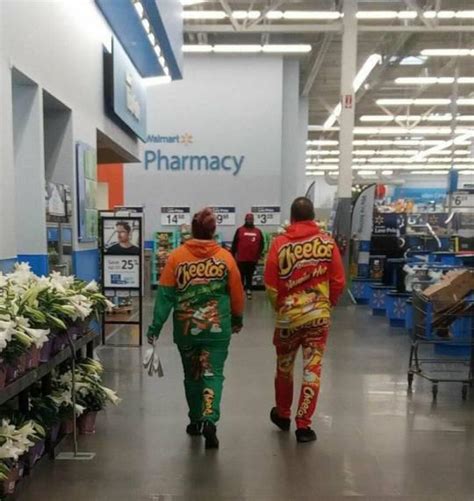 Sex In Walmart Aisle Peopleofwalmart