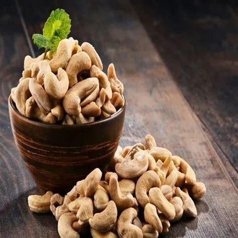 Raw Natural Cashews Packaging Size Loose At Best Price In Hyderabad