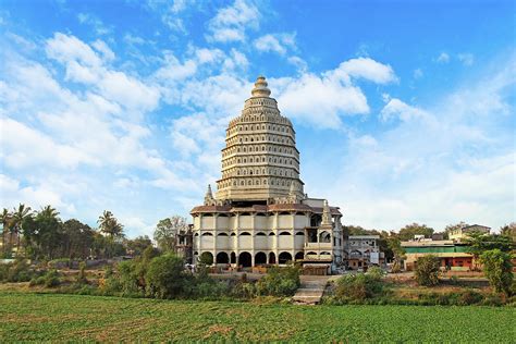 Dnyaneshwar Maharaj Samadhi Mandir temple, Alandi Photograph by Rajesh ...