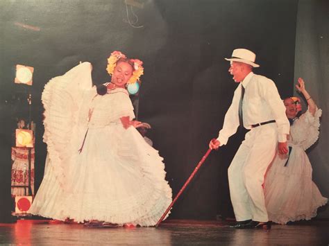 Baile Cachimba Panama Portobelo Portobelo Pollera Blanca Folclor