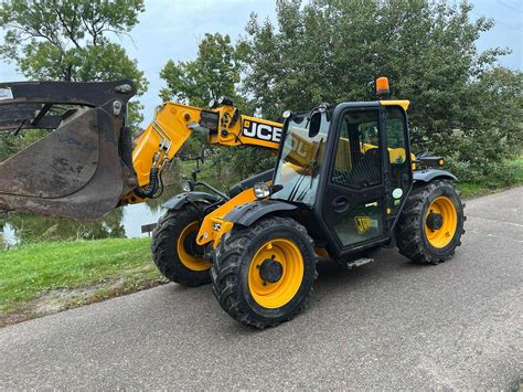 Adowarka Teleskopowa Jcb Agri Idealna W Ma E Pomieszczenia